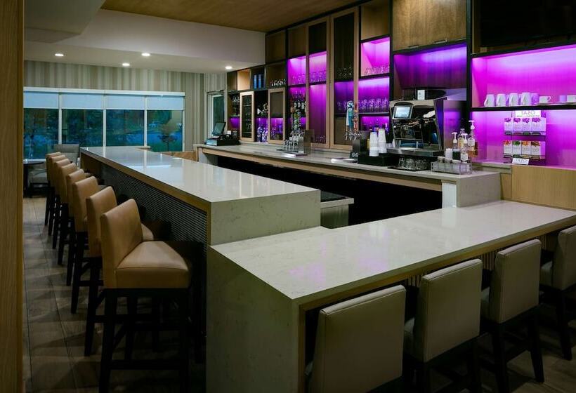 فندق Hyatt Place Fairbanks