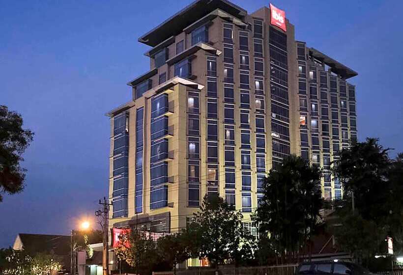فندق Ibis Semarang Simpang Lima