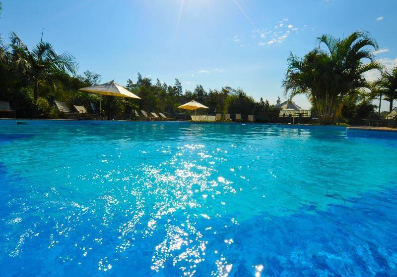 فندق Iguazu Jungle Lodge