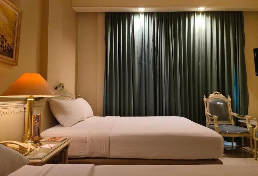 ホテル Indah Palace Solo