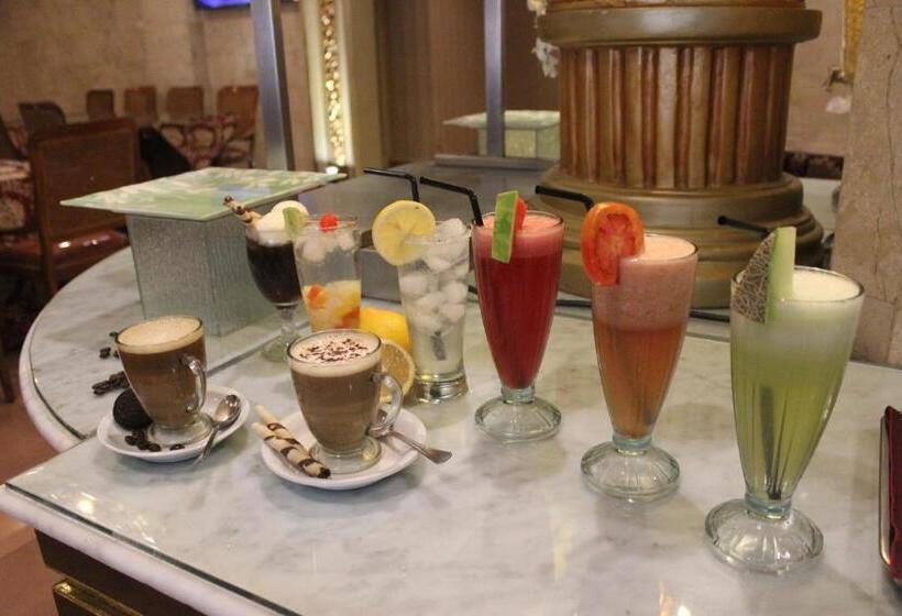 ホテル Indah Palace Solo