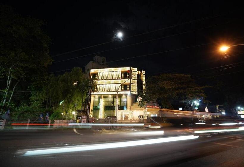 ホテル Indah Palace Solo