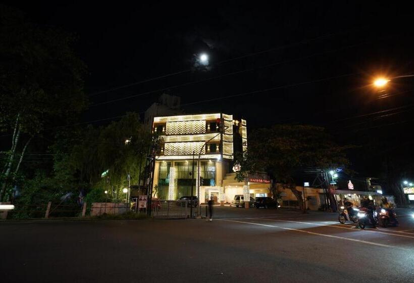 ホテル Indah Palace Solo