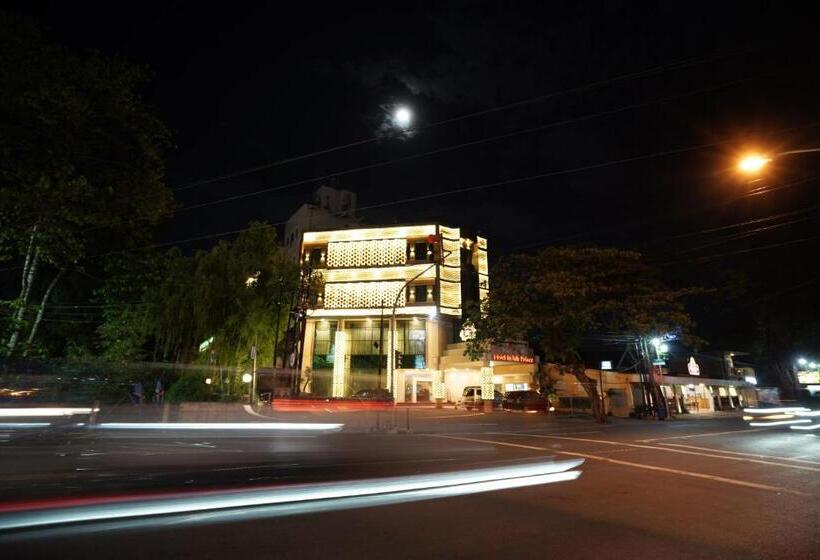 ホテル Indah Palace Solo