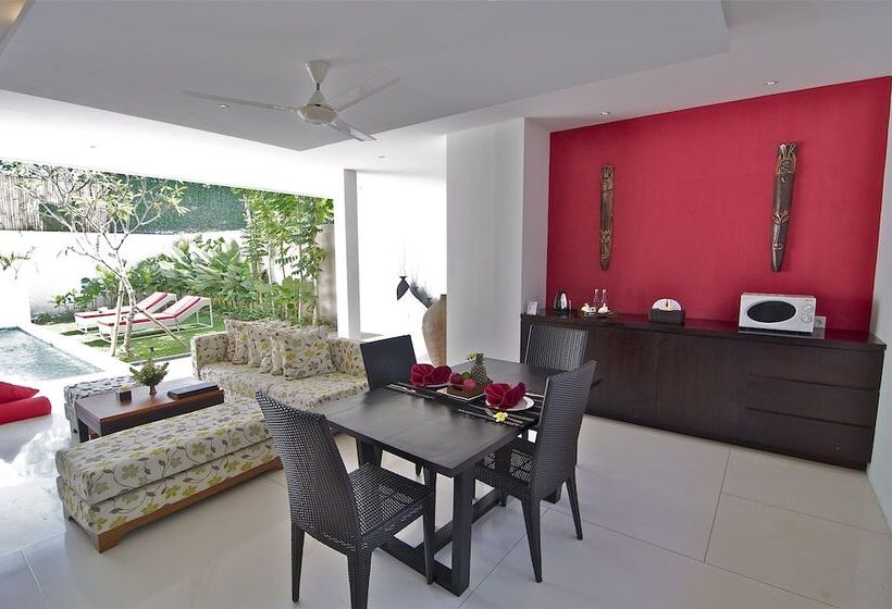 Отель Jay S Villas