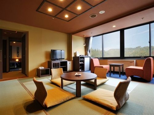 ريوكان Jozankei Grand Hotel Zuien