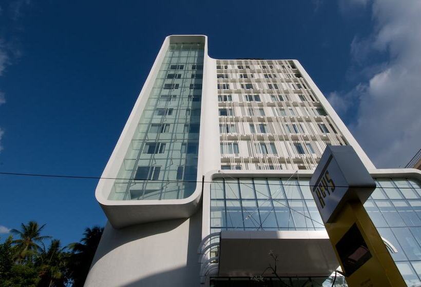 Keys Select By Lemon Tree Hotels, Thiruvananthapuram