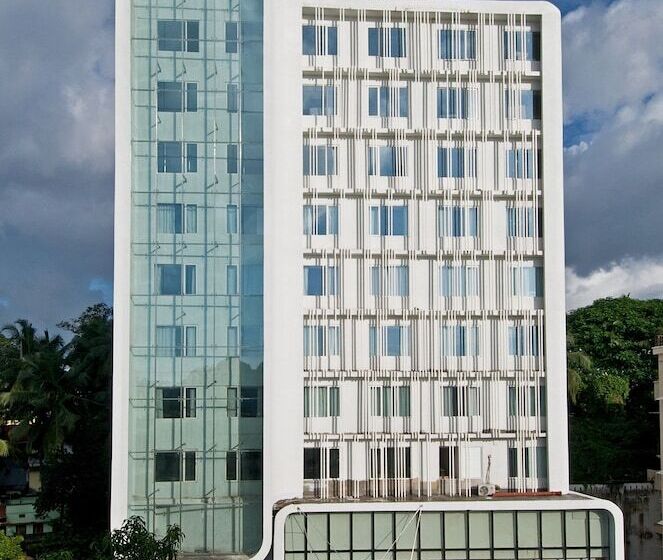 Keys Select By Lemon Tree Hotels, Thiruvananthapuram