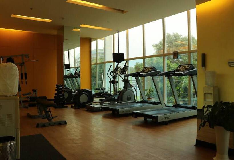 Keys Select By Lemon Tree Hotels, Thiruvananthapuram