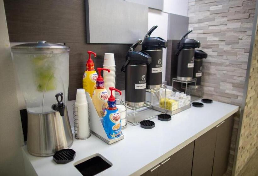 בית מלון כפרי La Quinta By Wyndham Houston East At Normandy