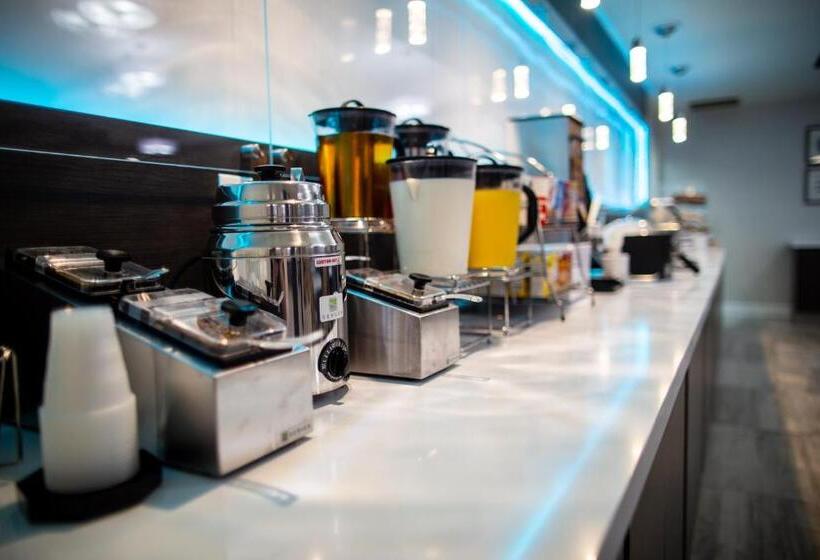 בית מלון כפרי La Quinta By Wyndham Houston East At Normandy