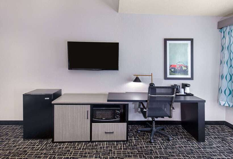 酒店 La Quinta By Wyndham Bowling Green