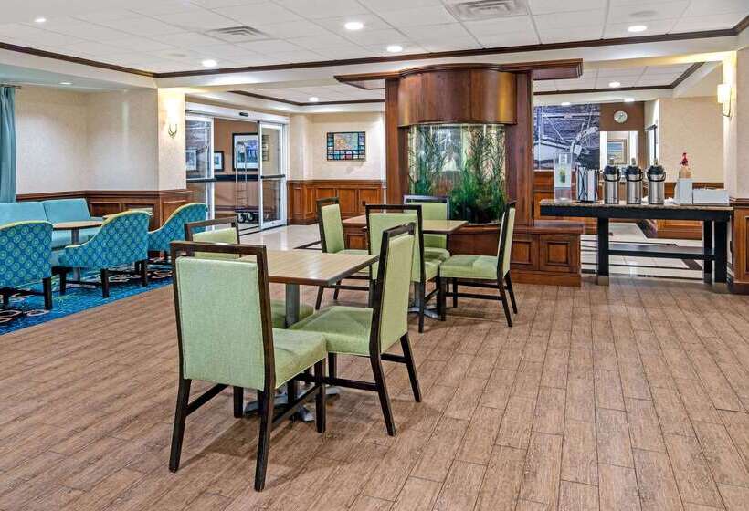 בית מלון כפרי La Quinta Inn & Suites By Wyndham Corpus Christin Padre Isl