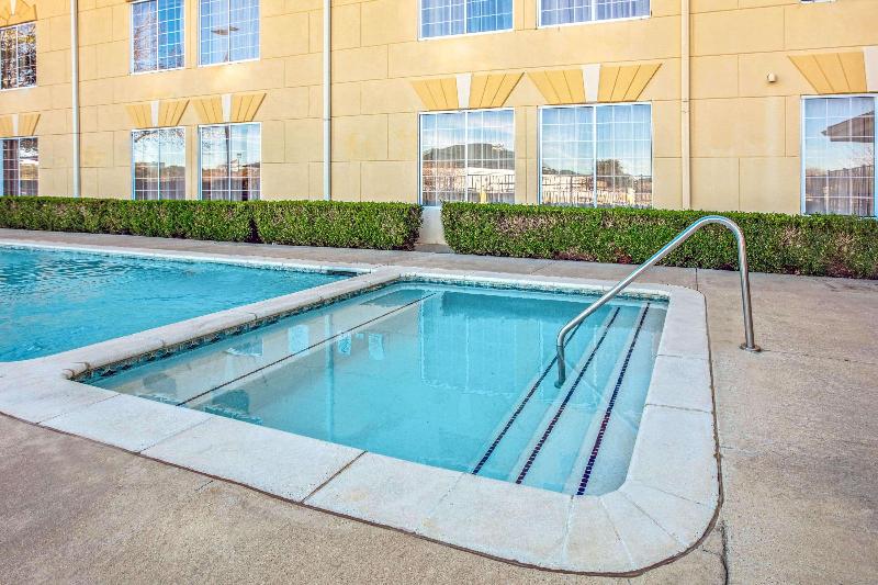 호텔 La Quinta By Wyndham Dallas   Las Colinas