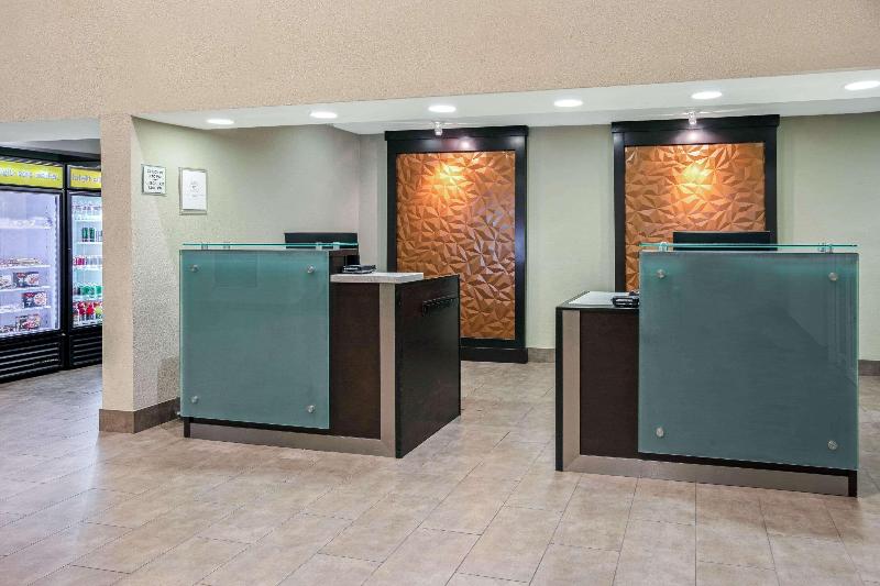 호텔 La Quinta By Wyndham Dallas   Las Colinas