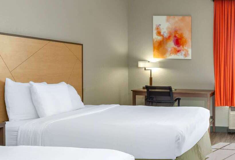 فندق La Quinta Inn & Suites By Wyndham Ft. Pierce