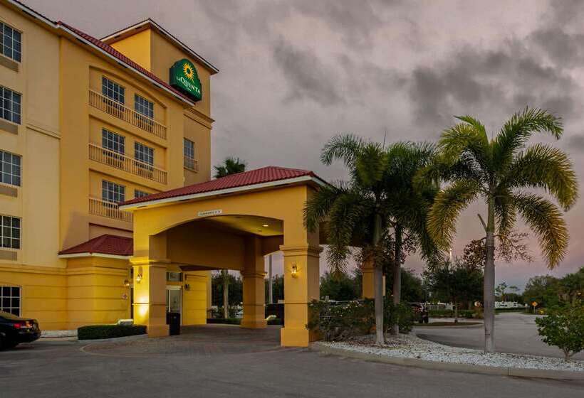 فندق La Quinta Inn & Suites By Wyndham Ft. Pierce