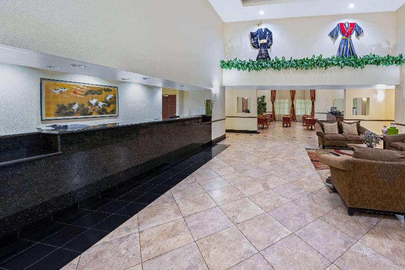 فندق La Quinta Inn & Suites By Wyndham Ft. Pierce