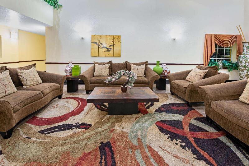 فندق La Quinta Inn & Suites By Wyndham Ft. Pierce