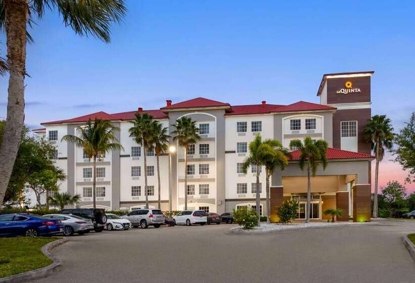 فندق La Quinta Inn & Suites By Wyndham Ft. Pierce