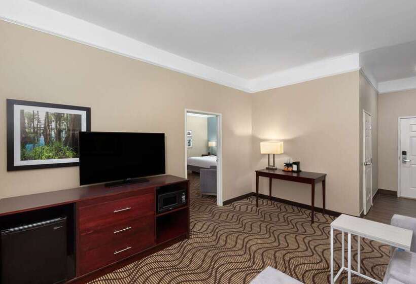 فندق La Quinta By Wyndham Houma