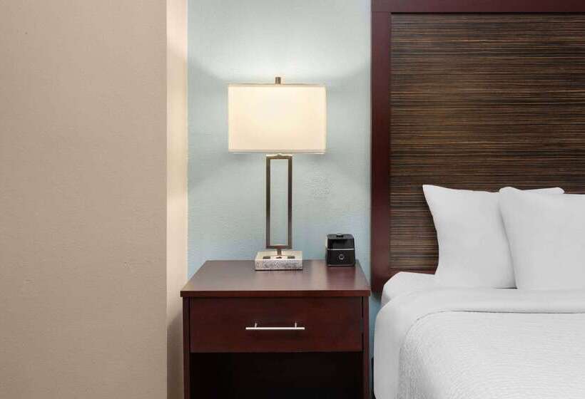 فندق La Quinta By Wyndham Houma