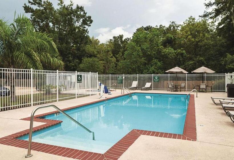 فندق La Quinta By Wyndham Houma