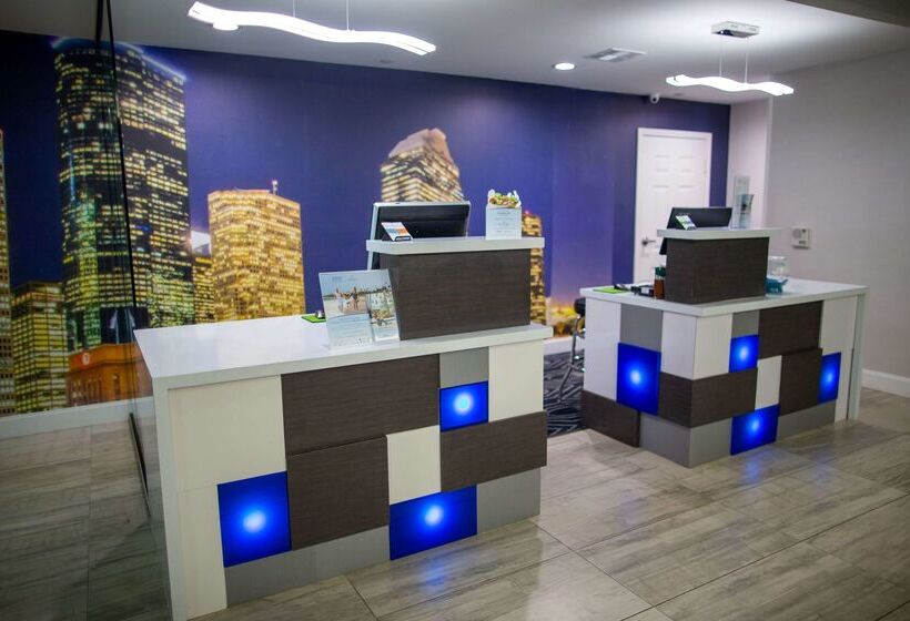 בית מלון כפרי La Quinta By Wyndham Houston East At Normandy