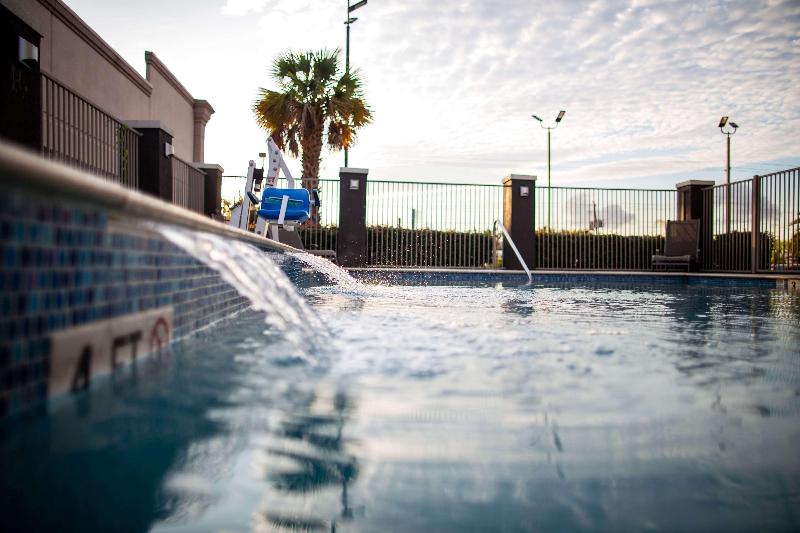 בית מלון כפרי La Quinta By Wyndham Houston East At Normandy