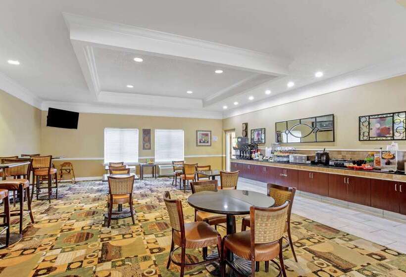 ホテル La Quinta By Wyndham Mobile   Tillman S Corner