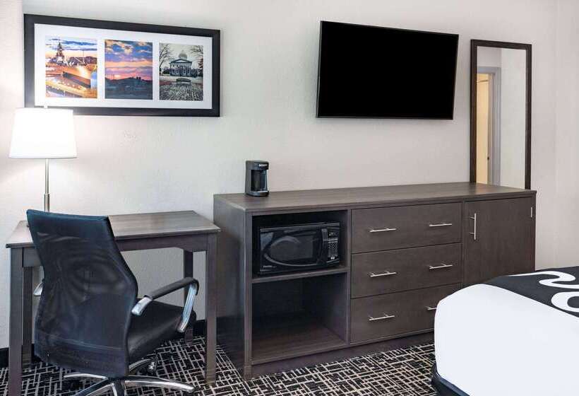 酒店 La Quinta Inn & Suites By Wyndham Norfolk