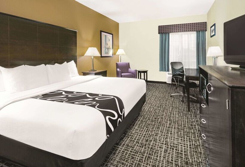 فندق Spark By Hilton San Antonio Dominion