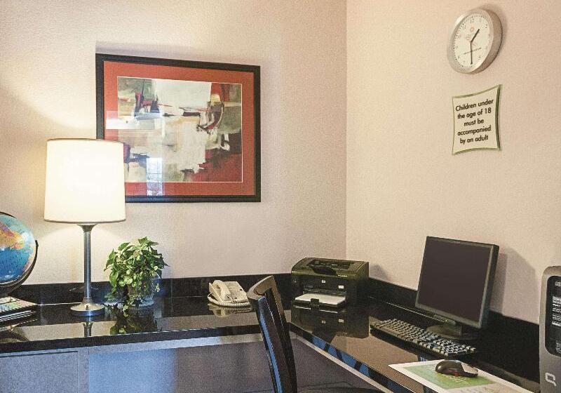 فندق La Quinta Inn & Suites By Wyndham Slidell   North Shore Area