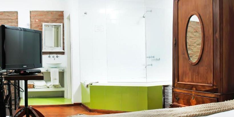 Hotel La Rozada Suites