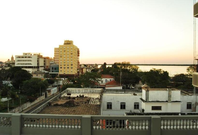 Hotel La Rozada Suites