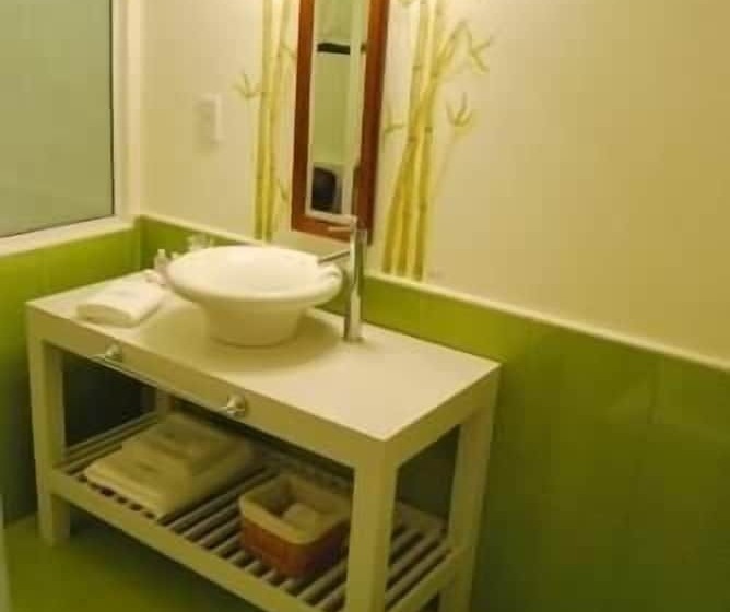 Hotel La Rozada Suites