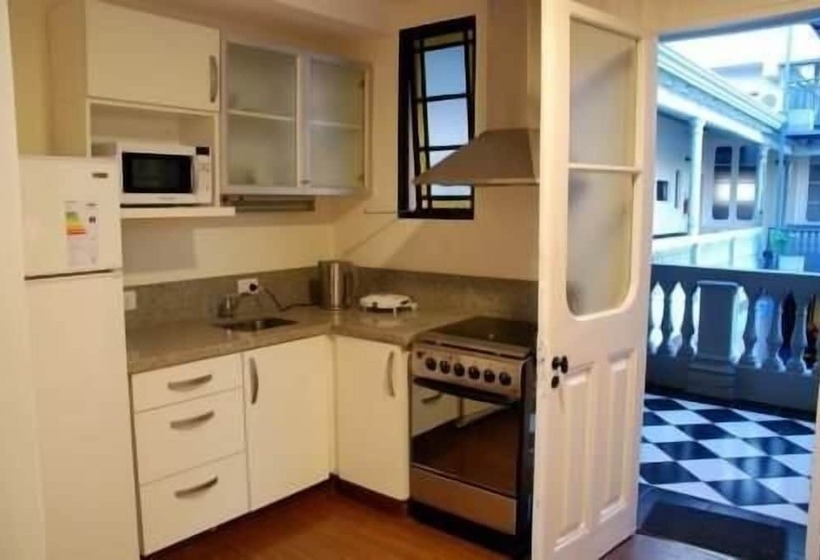 Hotel La Rozada Suites