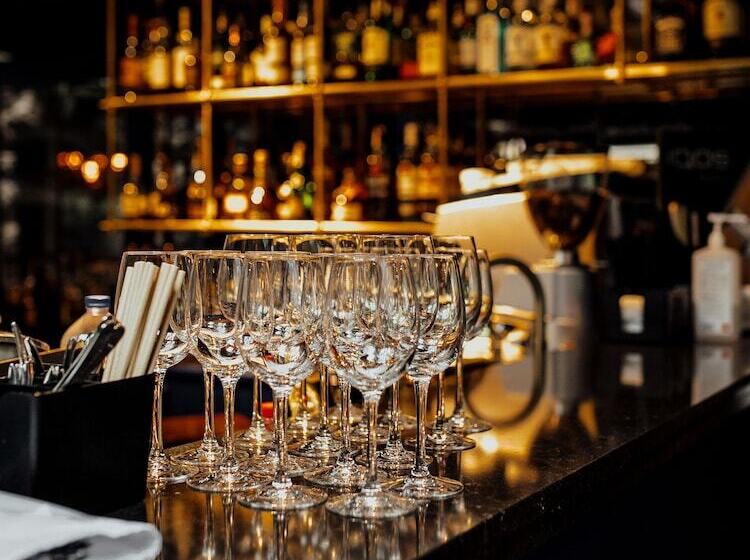 هتل Lion S Castle