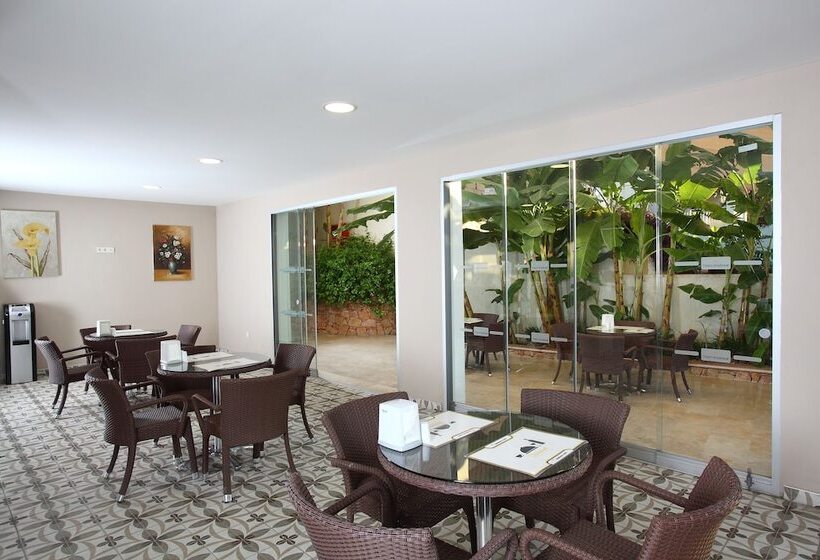 ホテル Mandarin Resort & Spa