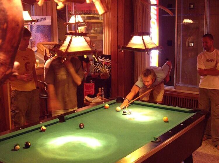 فندق Marcopolo Inn Hostel Bariloche