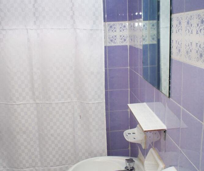 فندق Marcopolo Inn Hostel Bariloche