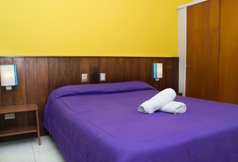 فندق Marcopolo Inn Hostel Bariloche