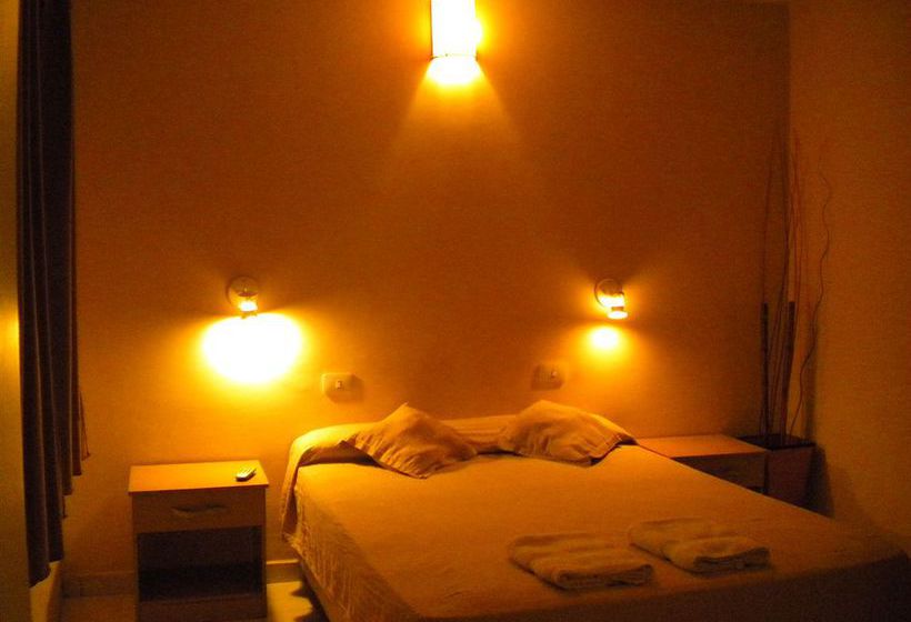 هتل Tangoinn Downtown Iguazú