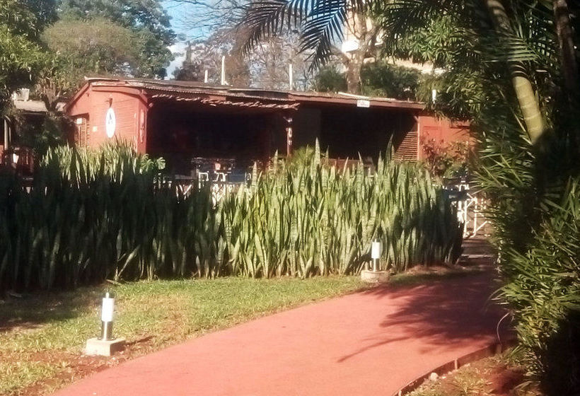 هتل Tangoinn Downtown Iguazú