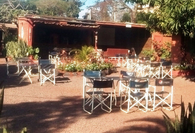 ホテル Tangoinn Downtown Iguazú