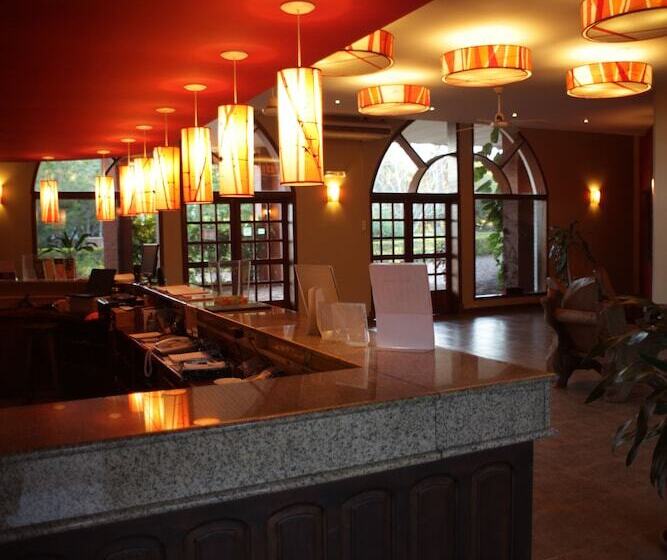 Отель Marcopolo Suites Iguazu