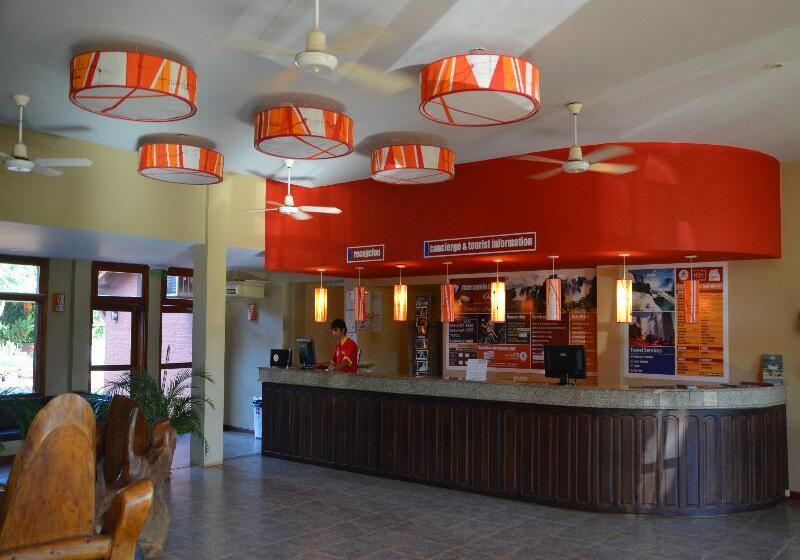 Отель Marcopolo Suites Iguazu