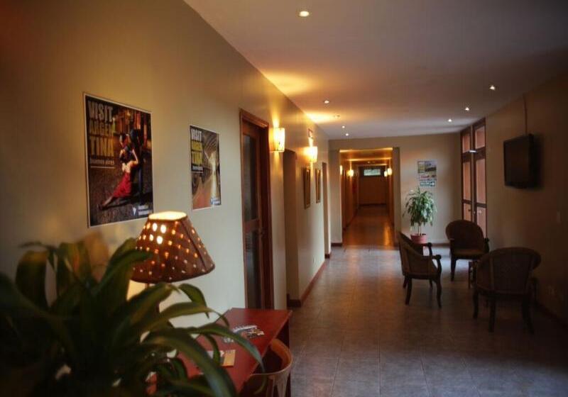 Отель Marcopolo Suites Iguazu