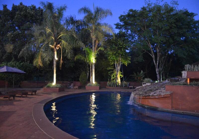 Отель Marcopolo Suites Iguazu