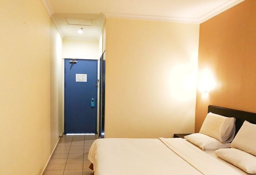 فندق Megah D Aru